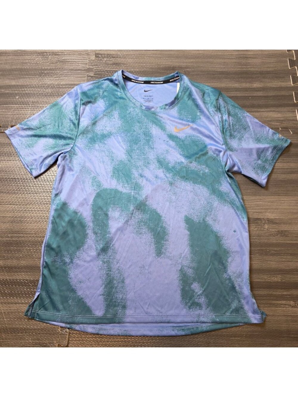 Nike Running Dri-FIT Shirt Men's Size Medium DR8759-450
